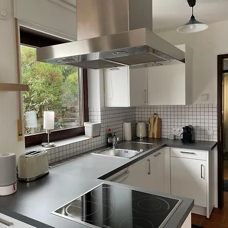 アパート Ruhiges In - Naehe Porsche *